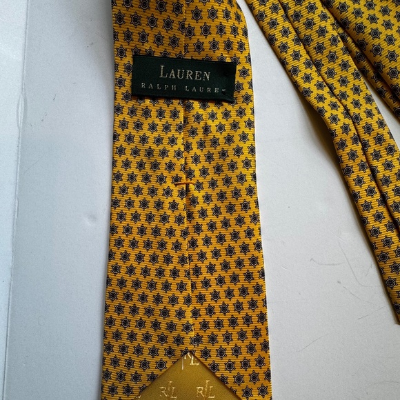 RLL Lauren Ralph Lauren Mens 100% Silk Neck Tie Yellow USA - Picture 3 of 6